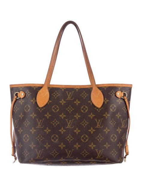 louis vuitton handbags on sale at macy's|More.